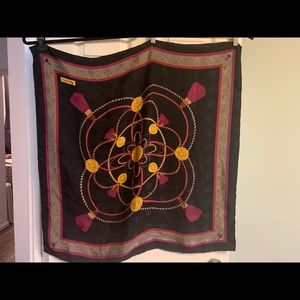 Large Silk aquascutum scarf